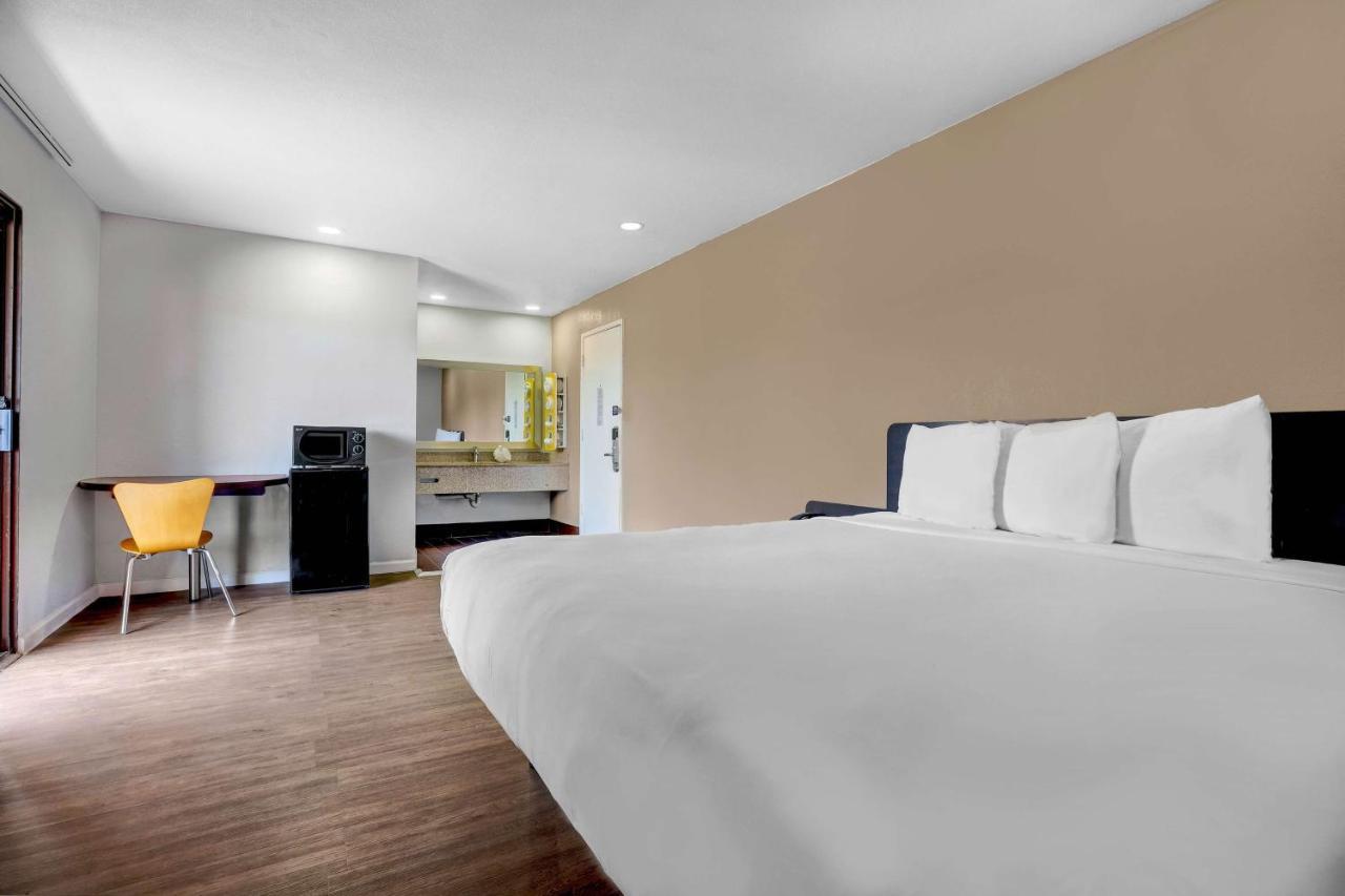 Motel 6-Ukiah, Ca - North Εξωτερικό φωτογραφία