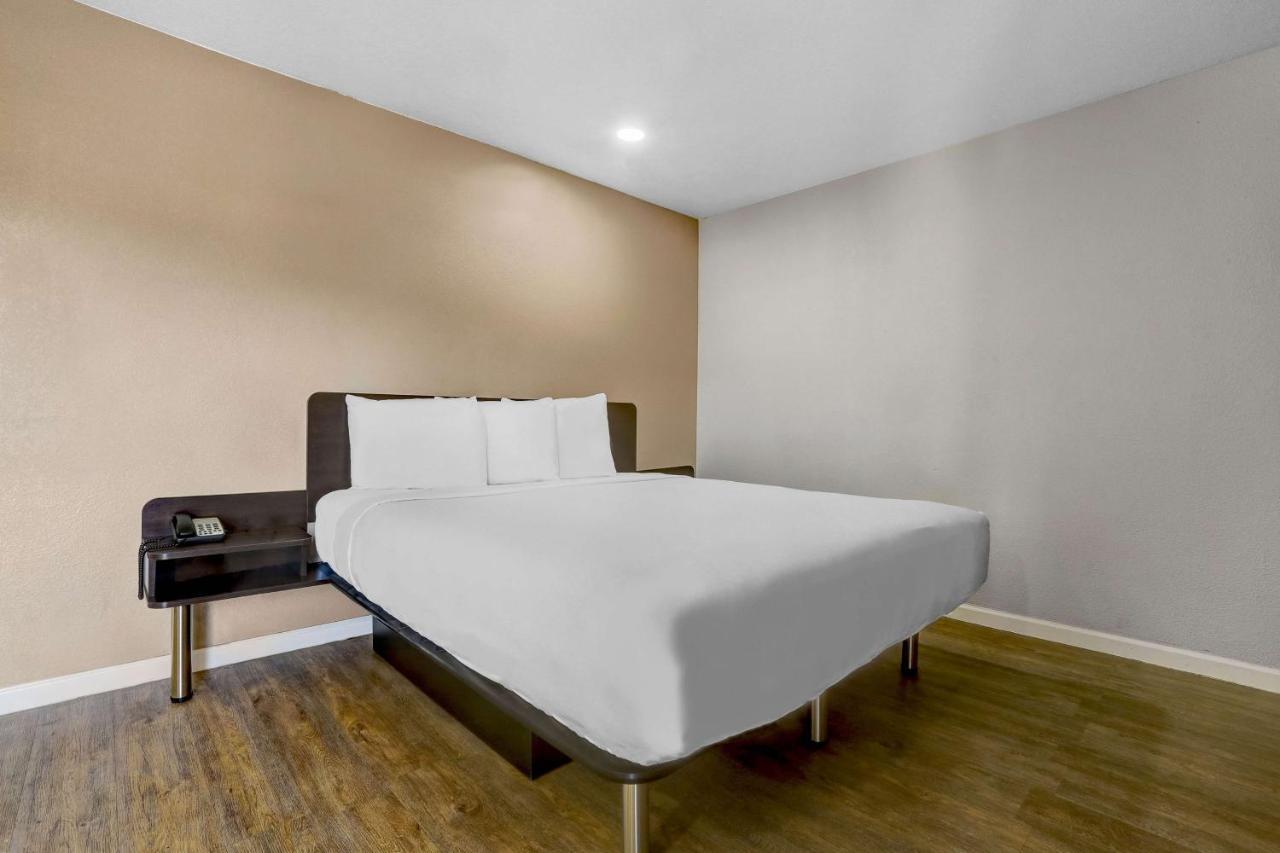 Motel 6-Ukiah, Ca - North Εξωτερικό φωτογραφία