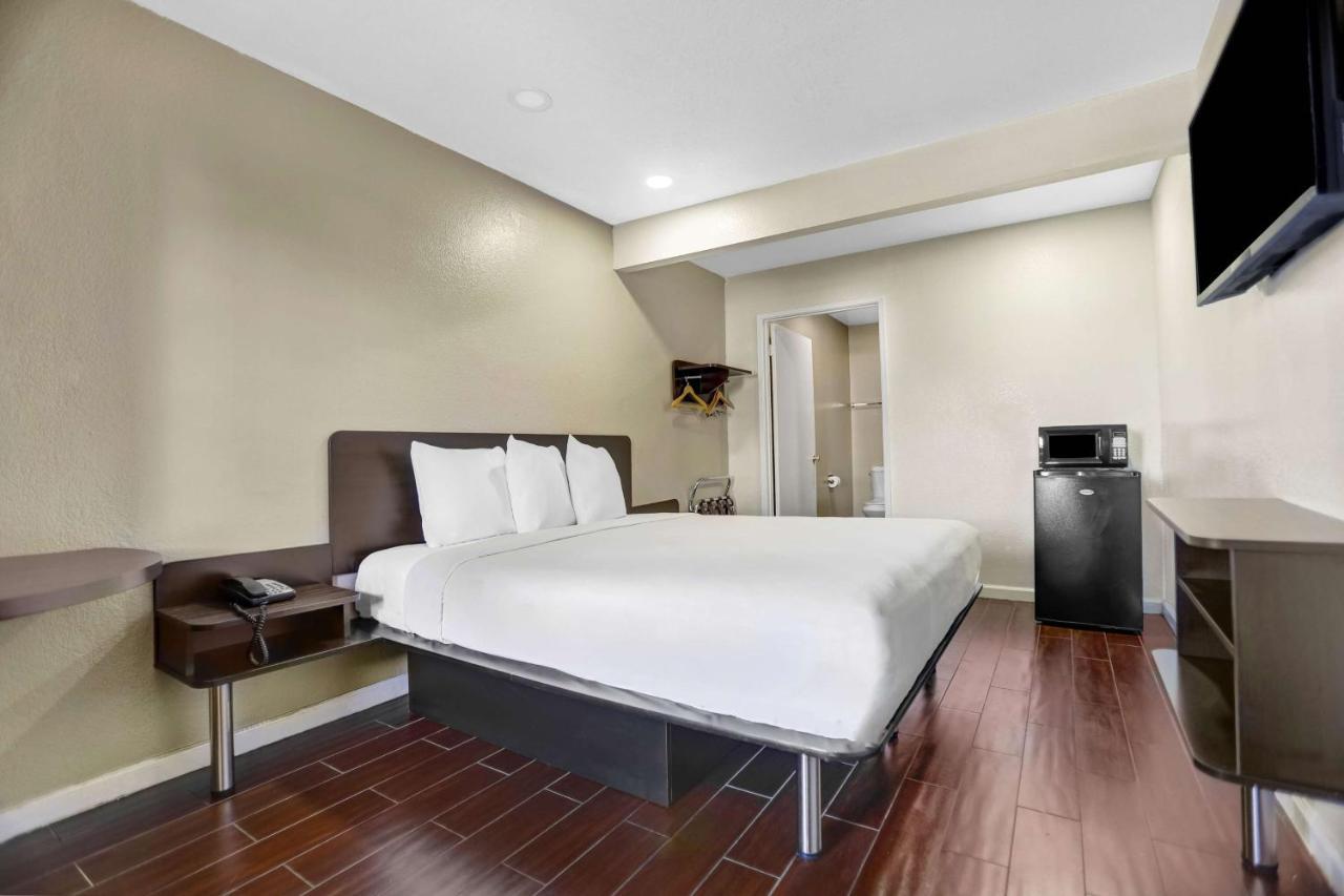Motel 6-Ukiah, Ca - North Εξωτερικό φωτογραφία